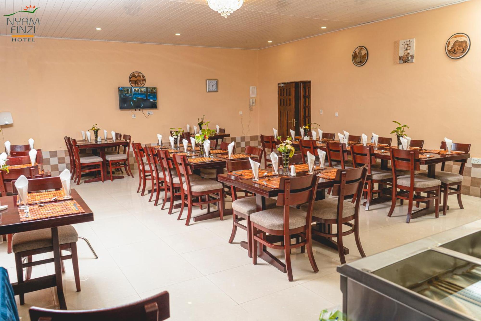 Nyamfinzi Hotel Chipata ภายนอก รูปภาพ