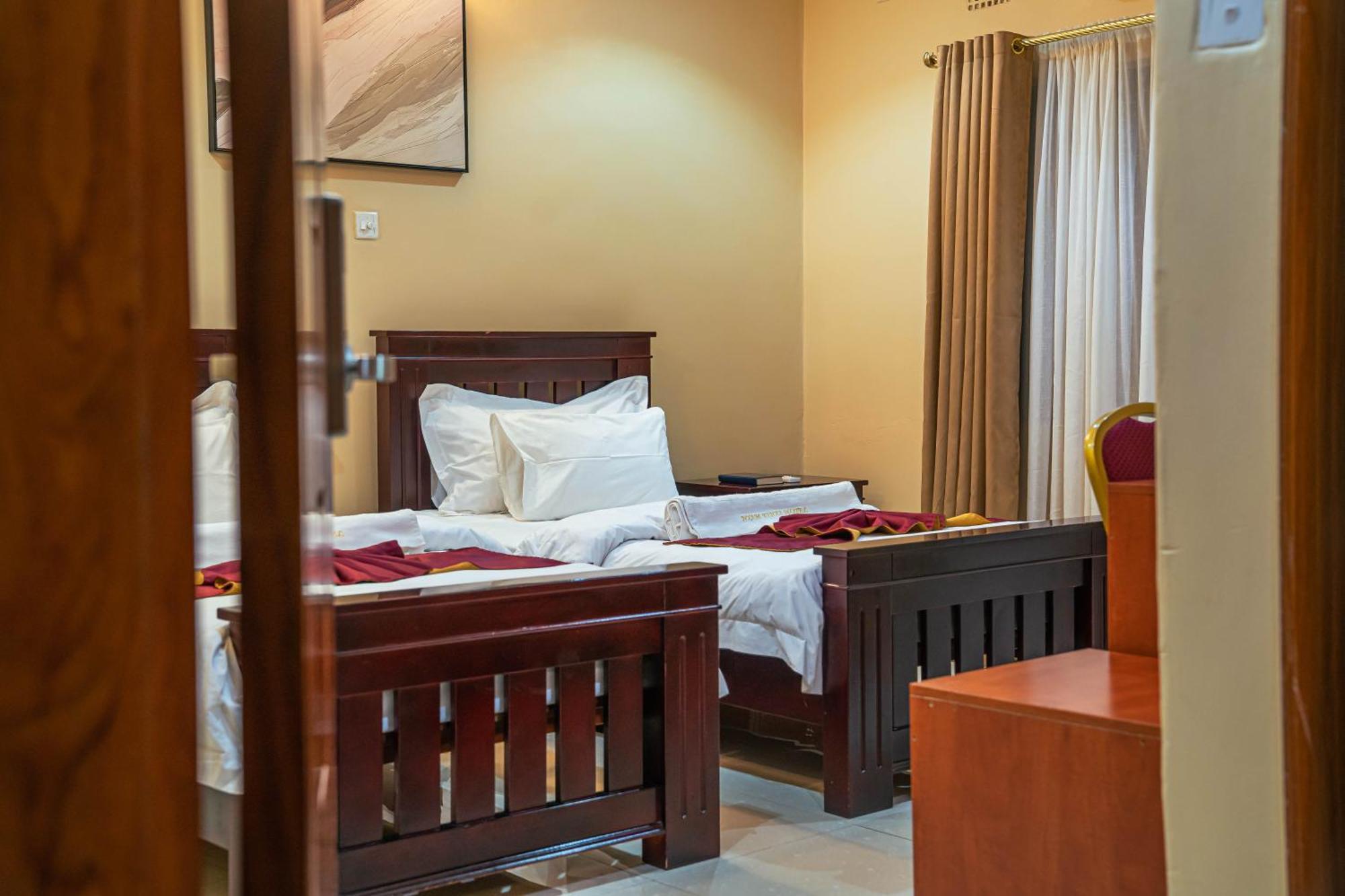 Nyamfinzi Hotel Chipata ภายนอก รูปภาพ